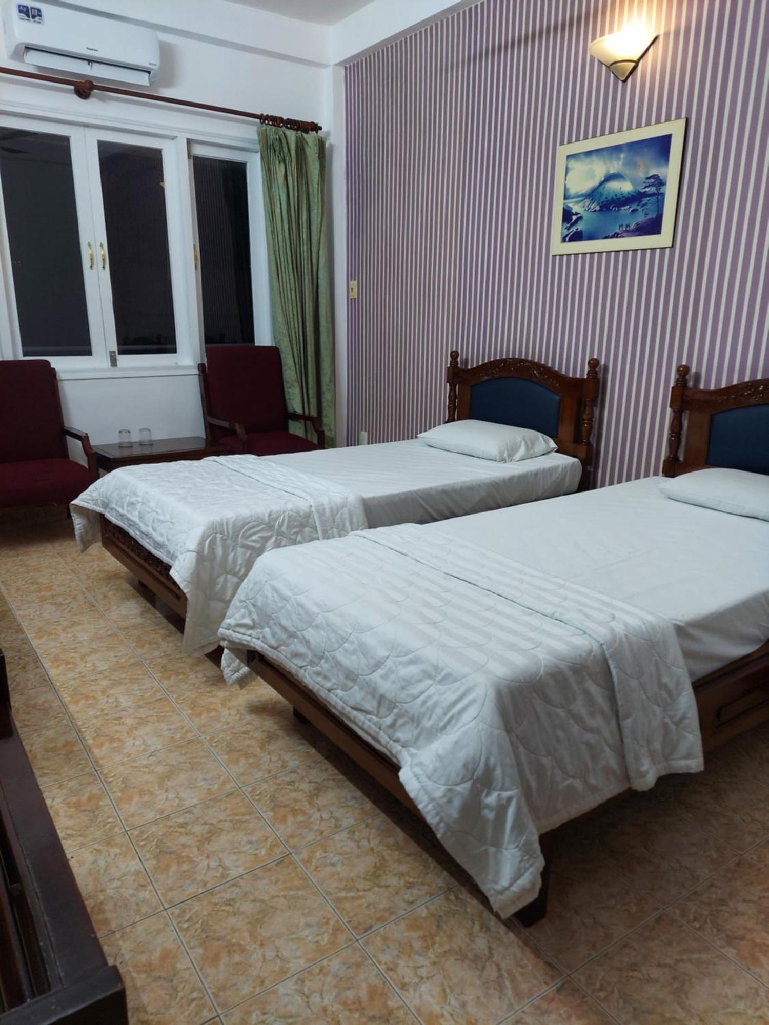 Hotel Khach San Trung Mai Ciudad Ho Chi Minh  Exterior foto