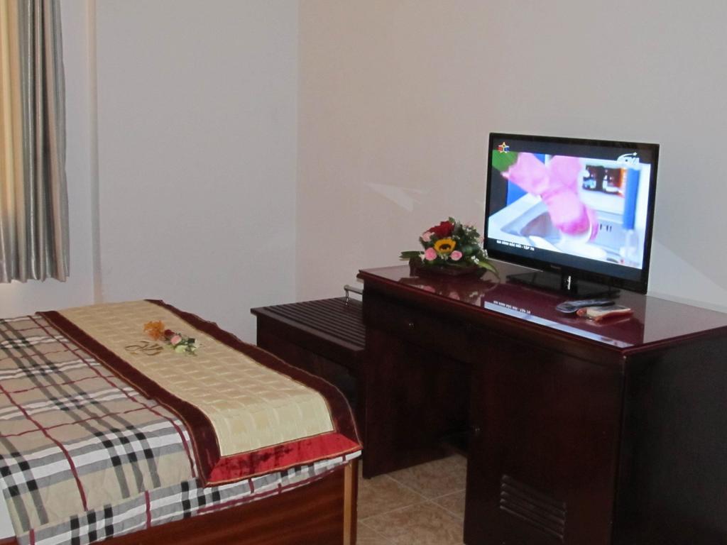 Hotel Khach San Trung Mai Ciudad Ho Chi Minh  Habitación foto